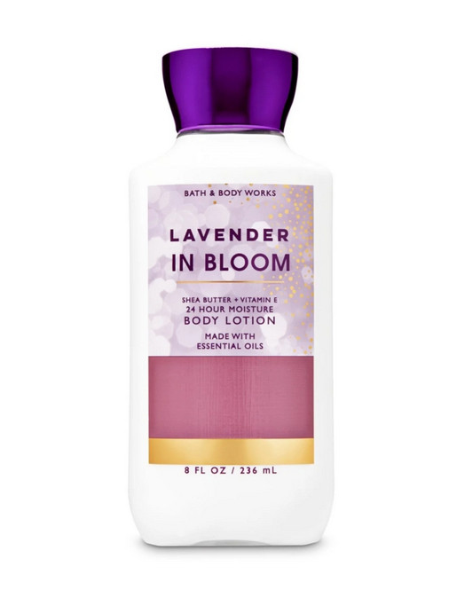 لوشن الجسم Lavender in Bloom بزبدة الشيا وفيتامين E المرطب لمدة 24 ساعة من باث اند بودي وركس 236 مل