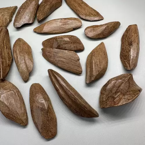 خشب عود مروكي محسن من بانافع للعود 125 جرام